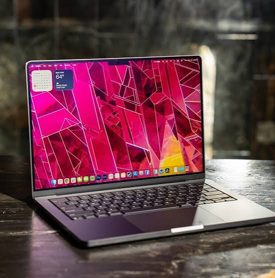 MacBook Pro 14-inch M5 Chip